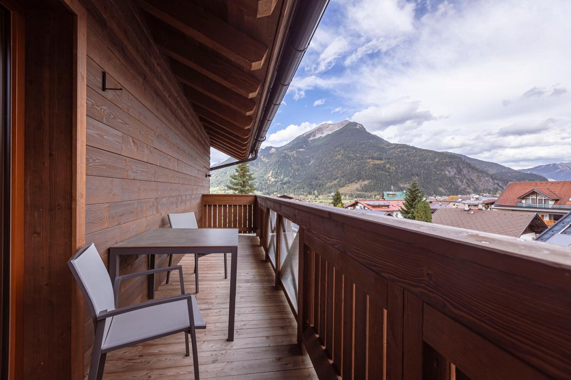 Bergresort Zugspitze Ehrwald By Alps Resorts Buitenkant foto